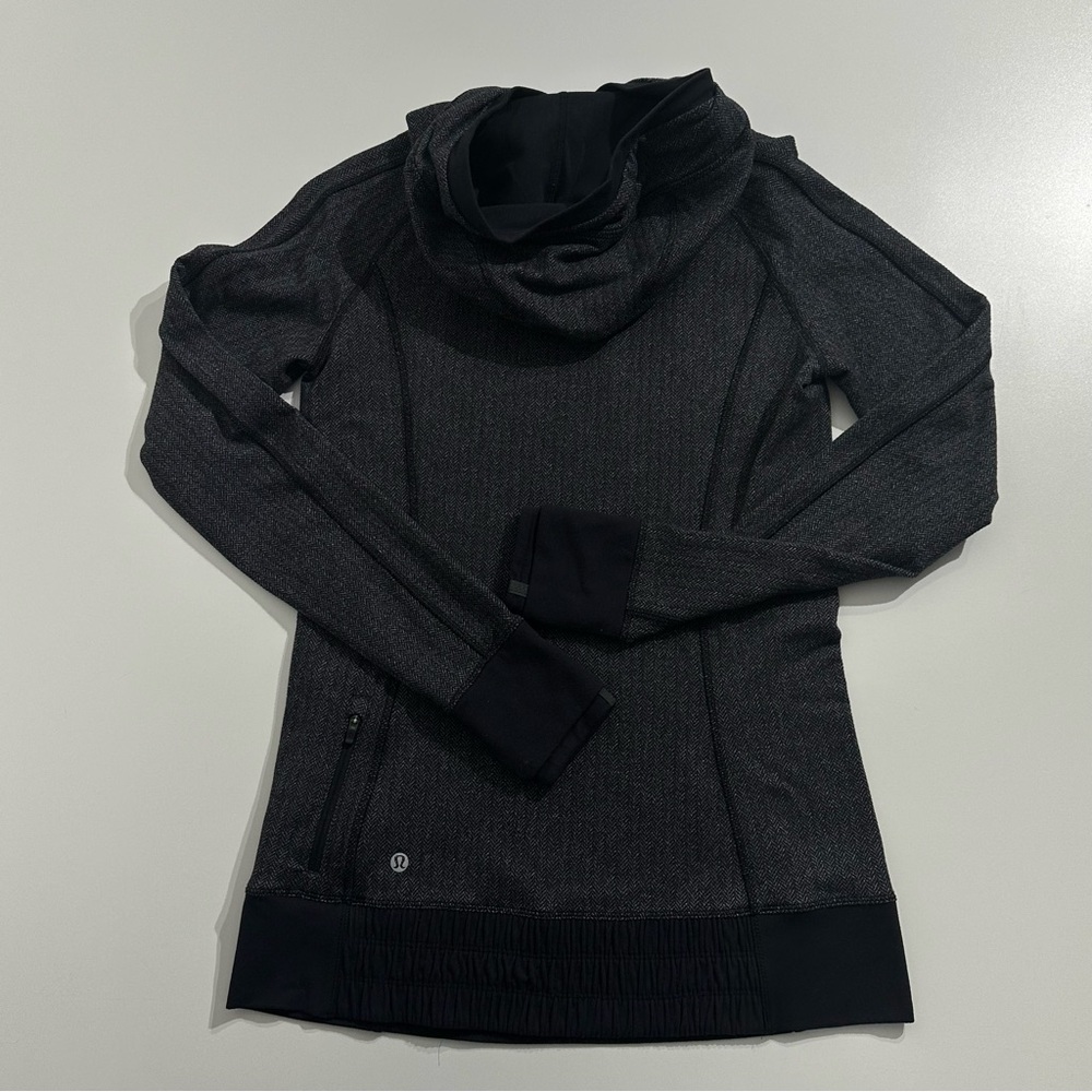 Lululemon Think Fast Pullover Hoodie Size 8 - Picture 6 of 12